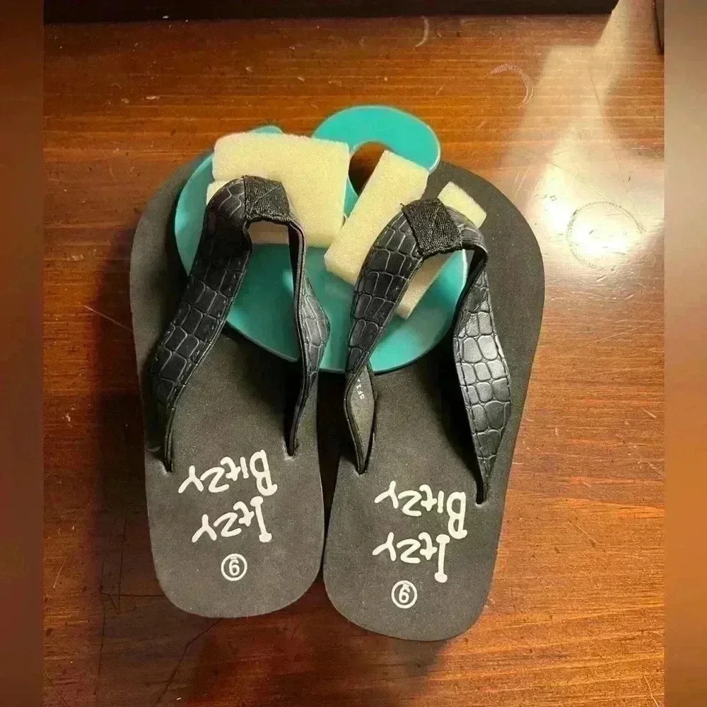 Toddler Size 9 Black Croc Itzy Bitzy Flip Flops